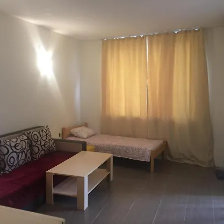 Avalon Apart Apartment *
